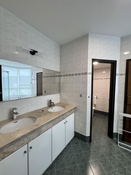 Condominium for Rent at Gurney Beach Resort - Chiew Bee - PropertyGuru.com.my