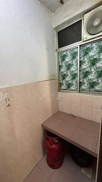 Apartment for Rent at Vista Pinggiran Apartment - Edmund Goh - Kitchen - PropertyGuru.com.my