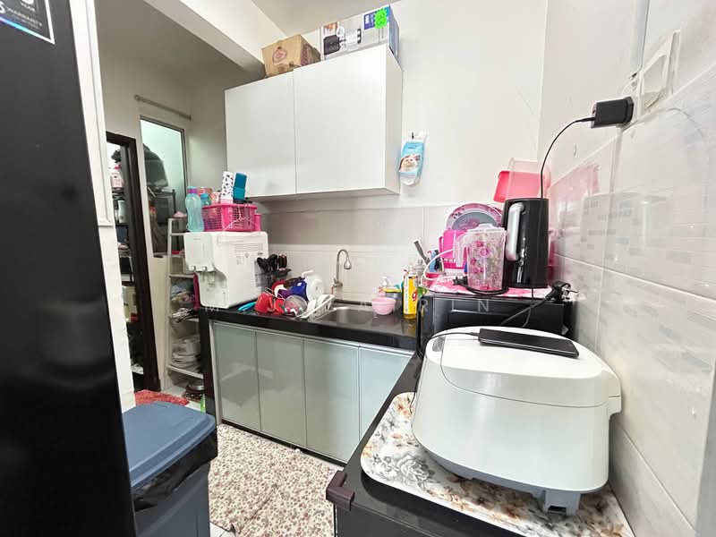 Service Residence for Sale at Amara - M.J Zairin - Kitchen - PropertyGuru.com.my