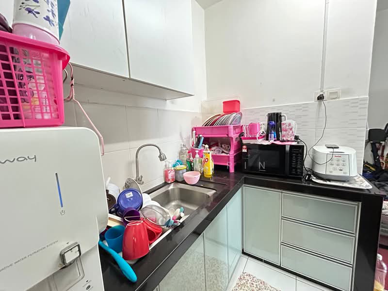 Service Residence for Sale at Amara - M.J Zairin - Kitchen - PropertyGuru.com.my