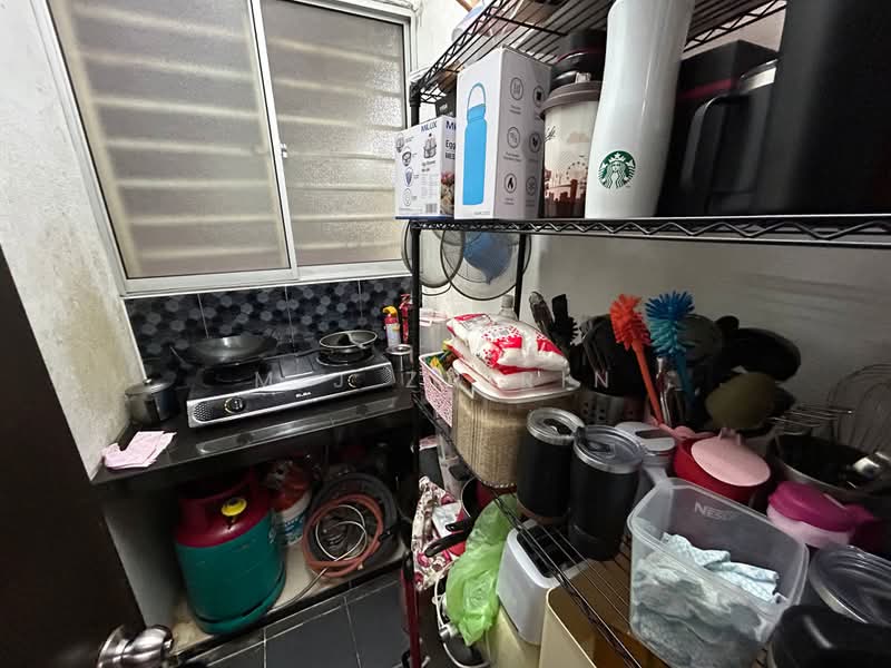 Service Residence for Sale at Amara - M.J Zairin - Kitchen - PropertyGuru.com.my