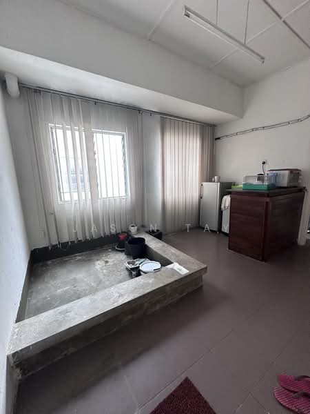 Shop for Sale in Bandar Hilir (Melaka City) - Jason Tay - Kitchen - PropertyGuru.com.my