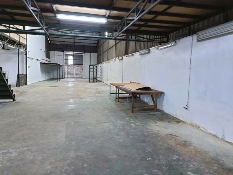 Terrace Factory for Sale in Taman Desa Cemerlang (Ulu Tiram) - Karl Lim - Interior - PropertyGuru.com.my