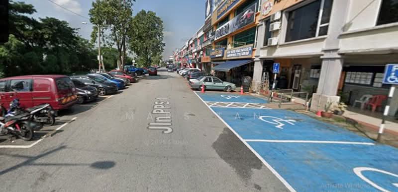 Shop for Sale in Pusat Perdagangan Selaseh (Batu Caves) - Mars Tan - Exterior - PropertyGuru.com.my
