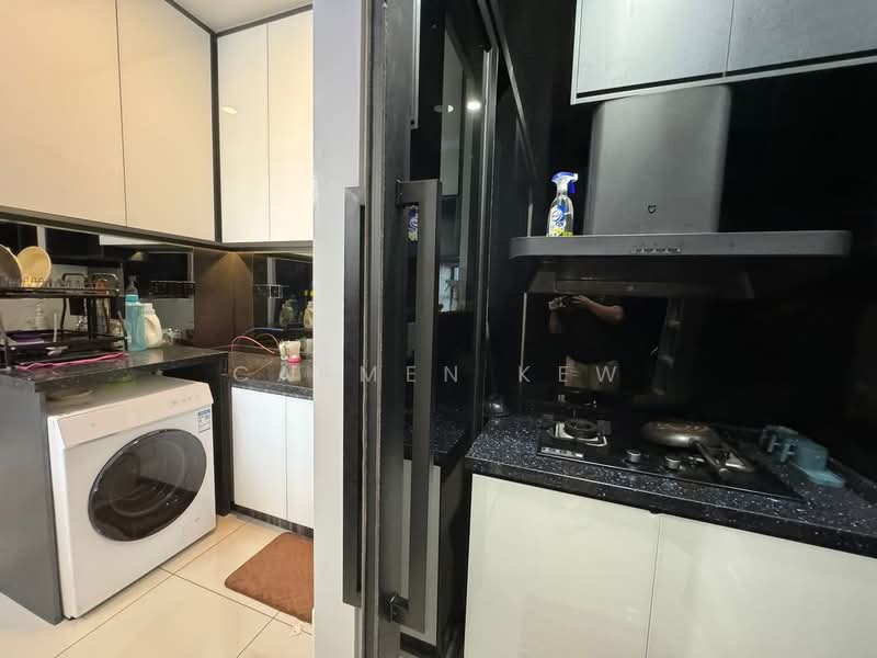 Servis Apartment untuk Dijual di Le Pavillion - Carmen Kew - Kitchen - PropertyGuru.com.my