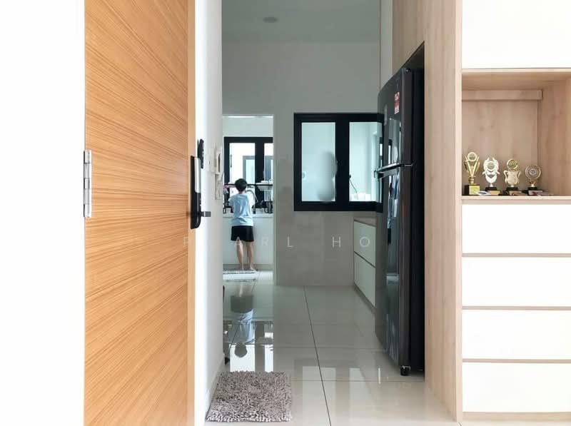 Kondominium untuk Dijual di Sky Condominium (Skyz Residence) - Pearl Ho - Kitchen - PropertyGuru.com.my