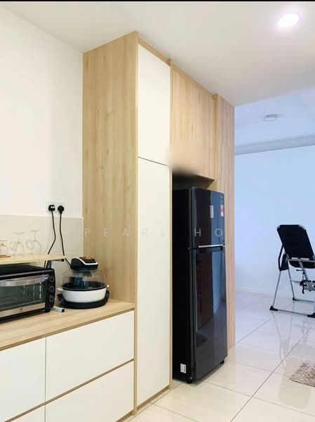 Kondominium untuk Dijual di Sky Condominium (Skyz Residence) - Pearl Ho - Kitchen - PropertyGuru.com.my