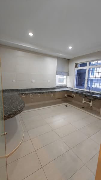 Kondominium untuk Disewa di Mei on The Madge (Vista Permai) - Addis Bo - Kitchen - PropertyGuru.com.my
