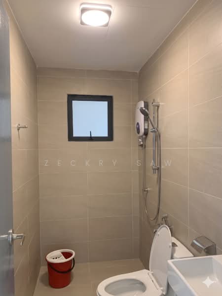 Service Residence for Rent at KR7 Residences - Zeckry Saw - Bathroom - PropertyGuru.com.my
