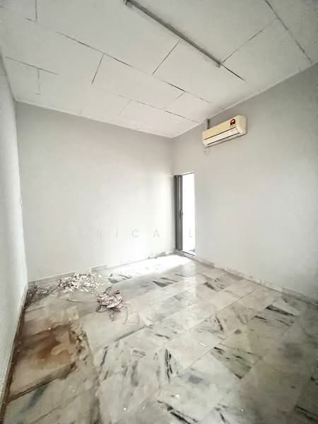 Rumah Teres 1 Tingkat untuk Disewa di Taman Ungku Tun Aminah (Skudai) - Erica Lim - Interior - PropertyGuru.com.my