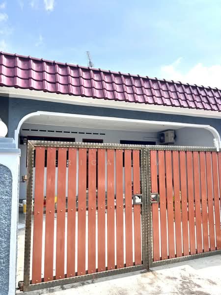 Rumah Teres 1 Tingkat untuk Disewa di Taman Ungku Tun Aminah (Skudai) - Erica Lim - Exterior - PropertyGuru.com.my