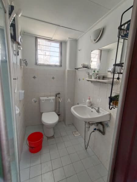 Apartment for Sale at Subang Perdana Goodyear Court 9 - Guava Lim - Bathroom - PropertyGuru.com.my