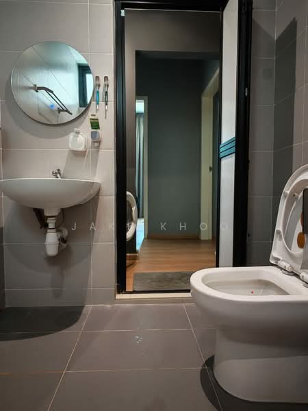 Kondominium untuk Dijual di Golden Triangle 2 - Jake Khoo - Bathroom - PropertyGuru.com.my
