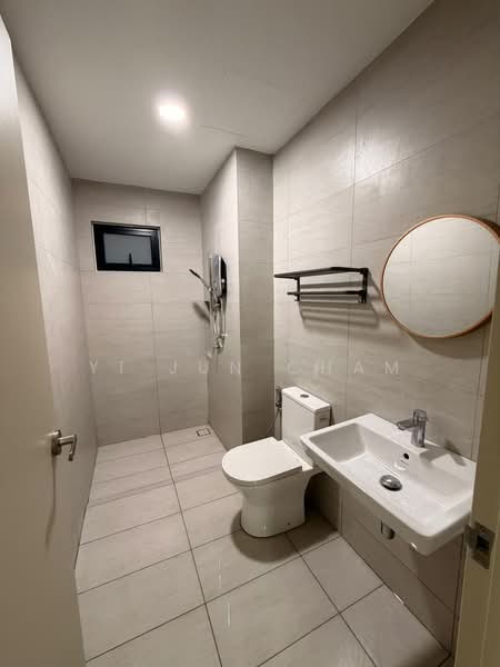 Service Residence for Rent at Residensi Ava @ Kiara Bay - Yi Jun Cham - Bathroom - PropertyGuru.com.my
