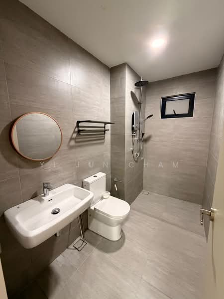 Service Residence for Rent at Residensi Ava @ Kiara Bay - Yi Jun Cham - Bathroom - PropertyGuru.com.my
