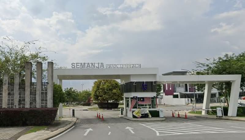 Rumah Berkembar untuk Dijual di Taman Semanja (Kajang) - Lisa Azila - Exterior - PropertyGuru.com.my