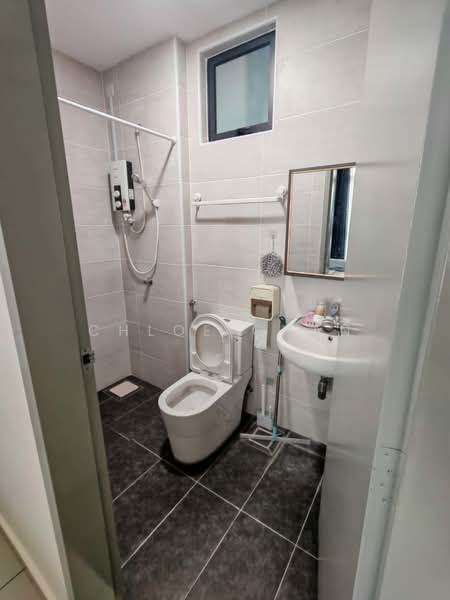 Service Residence for Sale at B11 Parkland Residence - Chloe Chan - Bathroom - PropertyGuru.com.my