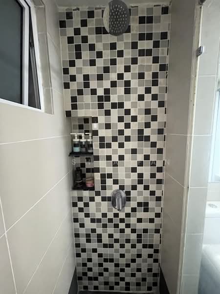 Servis Apartment untuk Disewa di Residensi Gombak 126 - Joshua Fan - Bathroom - PropertyGuru.com.my