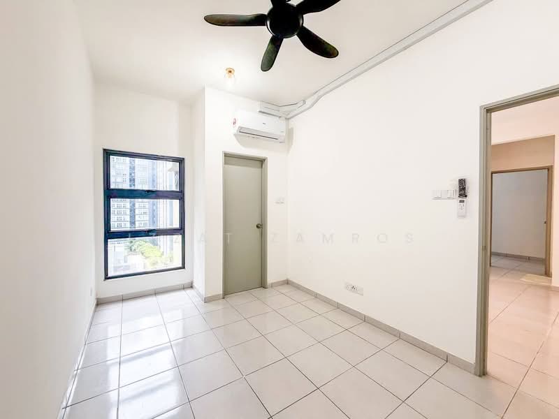 Servis Apartment untuk Dijual di Residensi Mutiara Kajang 2 - Izzat Zamros - Interior - PropertyGuru.com.my