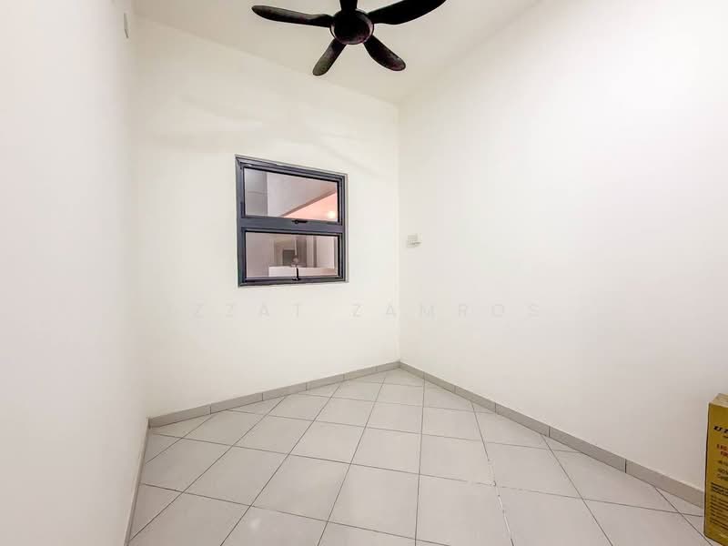 Servis Apartment untuk Dijual di Residensi Mutiara Kajang 2 - Izzat Zamros - Interior - PropertyGuru.com.my