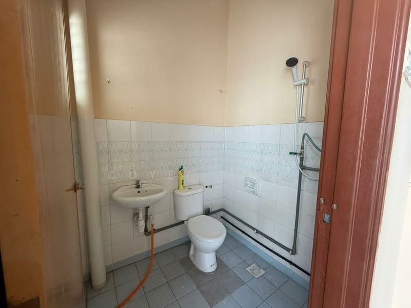 2-storey Terraced House for Sale in Bandar Sri Damansara (Selangor) - Coyee Wong - Bathroom - PropertyGuru.com.my