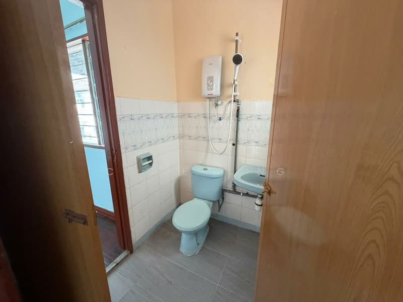 2-storey Terraced House for Sale in Bandar Sri Damansara (Selangor) - Coyee Wong - Bathroom - PropertyGuru.com.my