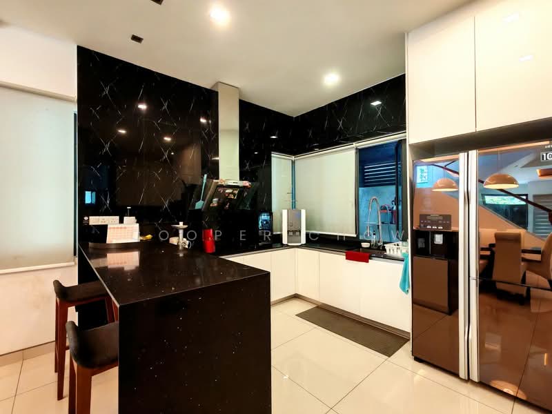 Rumah Banglo untuk Dijual di Taman Sains Selangor (Kota Damansara) - Cooper Chow - Kitchen - PropertyGuru.com.my