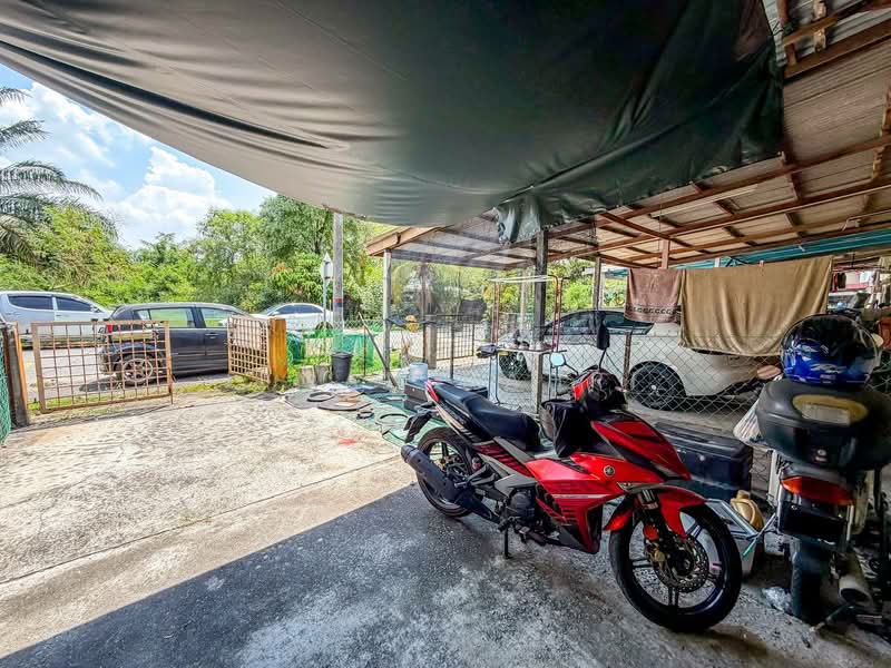 2-storey Terraced House for Sale in Bandar Seri Ehsan (Tanjong Duabelas) - Ilman Nahri - Exterior - PropertyGuru.com.my