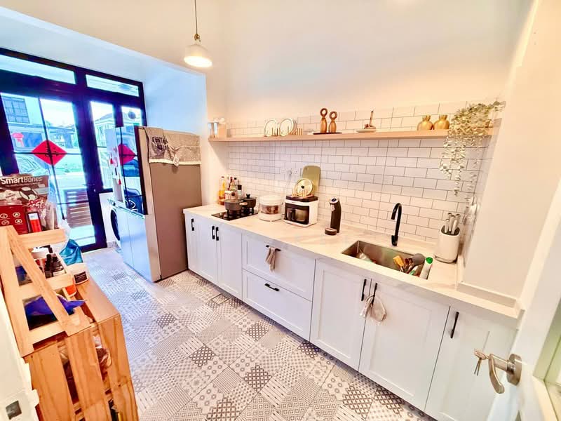 Terraced House for Sale in Johor Bahru (Johor) - Kym Kee - Kitchen - PropertyGuru.com.my