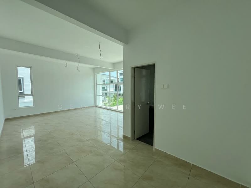 Semi-Detached House for Sale in Taman Klebang Utama (Klebang) - Geoffery Wee - Living Room - PropertyGuru.com.my