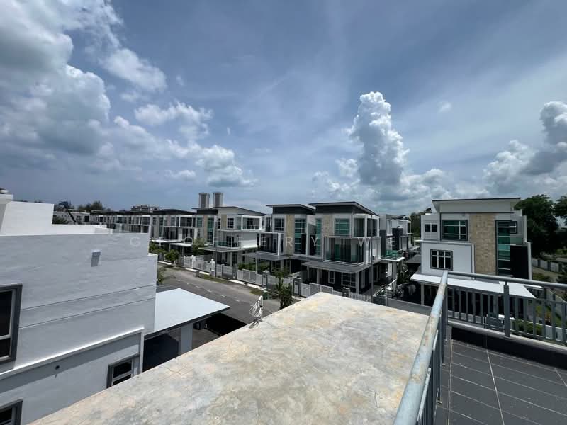 Semi-Detached House for Sale in Taman Klebang Utama (Klebang) - Geoffery Wee - Exterior - PropertyGuru.com.my