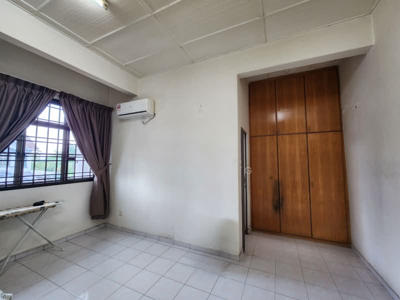 2-storey Terraced House for Sale in Taman Desa Cemerlang (Ulu Tiram) - LC Yong - PropertyGuru.com.my