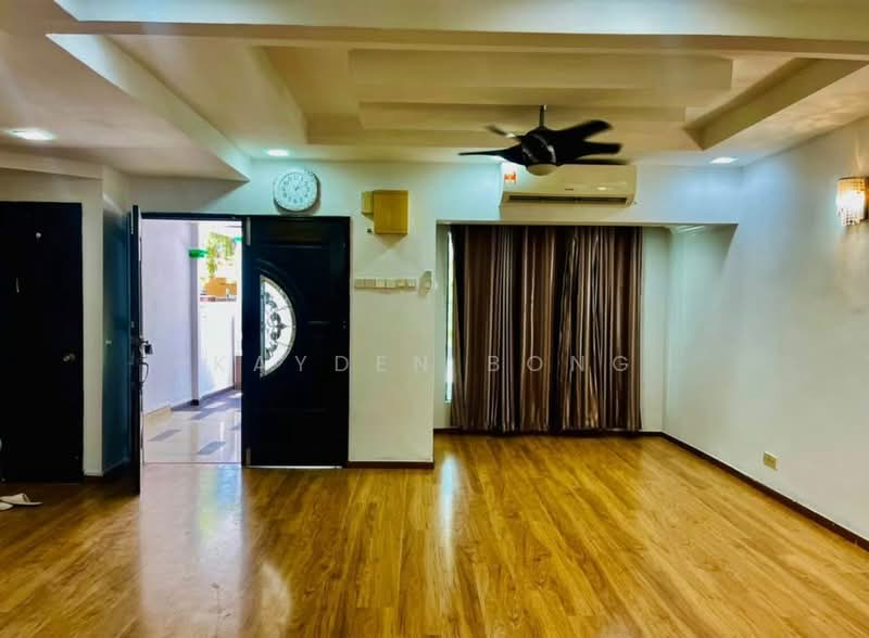 Rumah Teres 2 Tingkat untuk Dijual di TTDI Jaya (Shah Alam) - Kayden Bong - Living Room - PropertyGuru.com.my