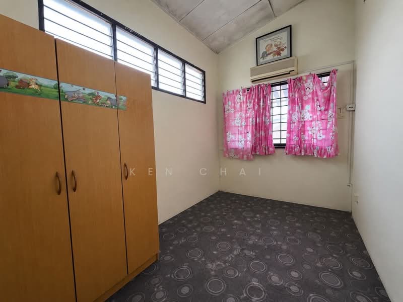 1-storey Terraced House for Sale in Taman Johor Jaya (Johor Bahru) - Ken Chai - PropertyGuru.com.my