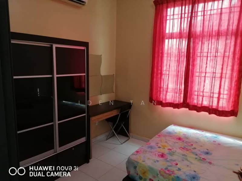 2-storey Terraced House for Sale in Mutiara Rini (Skudai) - Iden Tan - Bedroom - PropertyGuru.com.my