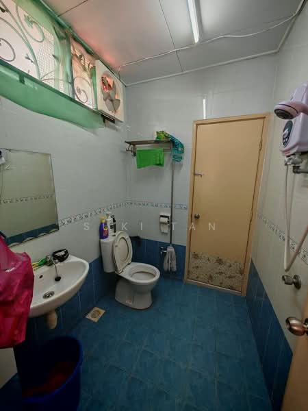 2-storey Terraced House for Sale in Segambut (Kuala Lumpur) - Suki Tan - Bathroom - PropertyGuru.com.my