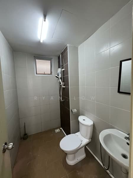 Apartment for Rent at Residensi Pandanmas 2 - Ryan Low - Bathroom - PropertyGuru.com.my