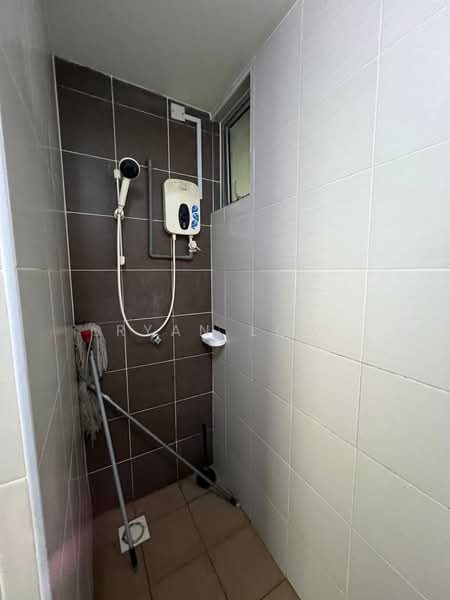 Apartment for Rent at Residensi Pandanmas 2 - Ryan Low - Bathroom - PropertyGuru.com.my