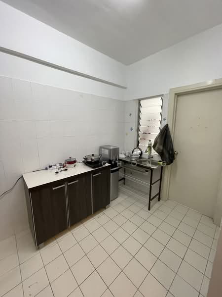 Kondominium untuk Disewa di Selayang Point - Ray Chong - Kitchen - PropertyGuru.com.my