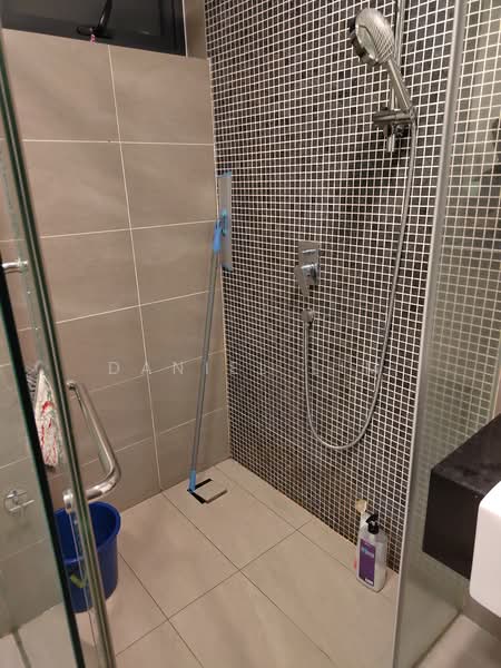 Apartment for Rent at V Residence Suites @ Sunway Velocity - Daniel Lim - Bathroom - PropertyGuru.com.my