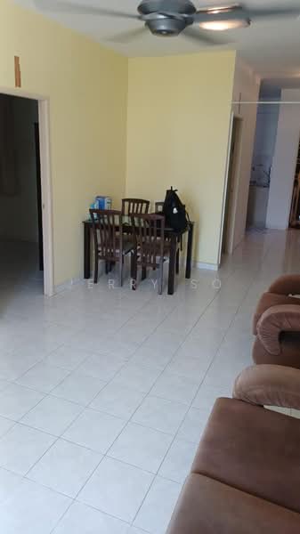 Pangsapuri untuk Disewa di Relau Vista Apartment - Jerry So - Dining Room - PropertyGuru.com.my