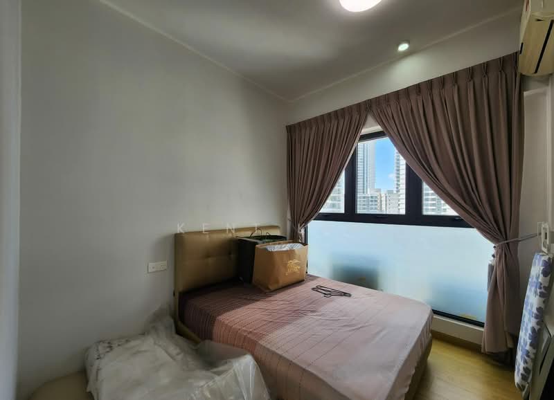 Condominium for Rent at Amberside @ Country Garden Danga Bay - Kent Koh - Bedroom - PropertyGuru.com.my