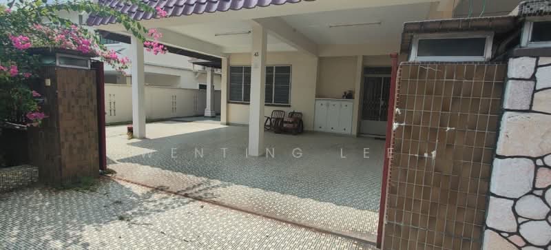2-storey Terraced House for Sale in Taman Pelangi (Johor Bahru) - Wenting Lee - Exterior - PropertyGuru.com.my