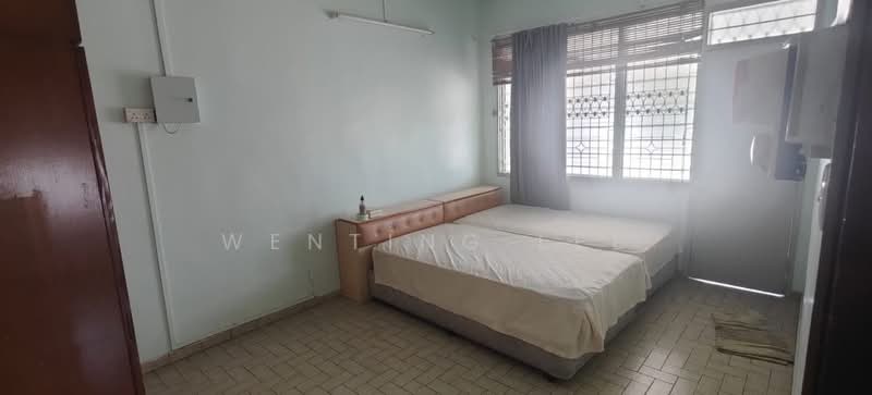 2-storey Terraced House for Sale in Taman Pelangi (Johor Bahru) - Wenting Lee - Bedroom - PropertyGuru.com.my