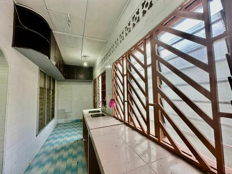 1-storey Terraced House for Sale in Taman Ungku Tun Aminah (Skudai) - Iden Tan - Kitchen - PropertyGuru.com.my