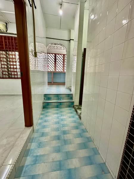 1-storey Terraced House for Sale in Taman Ungku Tun Aminah (Skudai) - Iden Tan - Corridor - PropertyGuru.com.my