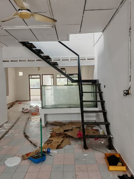 Shop / Office for Sale in Taman Johor Jaya (Johor Bahru) - Iden Tan - Interior - PropertyGuru.com.my