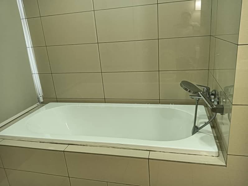 Service Residence for Rent at Avara - Lucas Chan - Bathroom - PropertyGuru.com.my