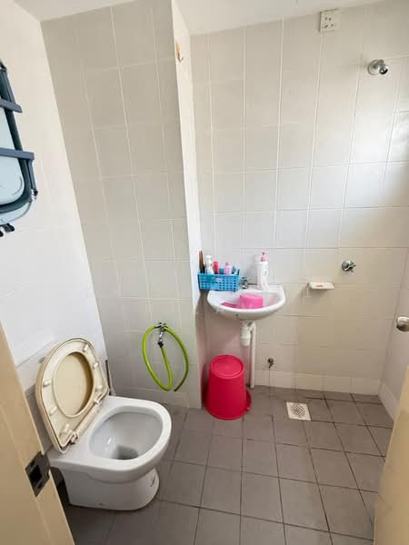 Pangsapuri untuk Dijual di Seri Pinang - Dr Shahril Nizam - Bathroom - PropertyGuru.com.my