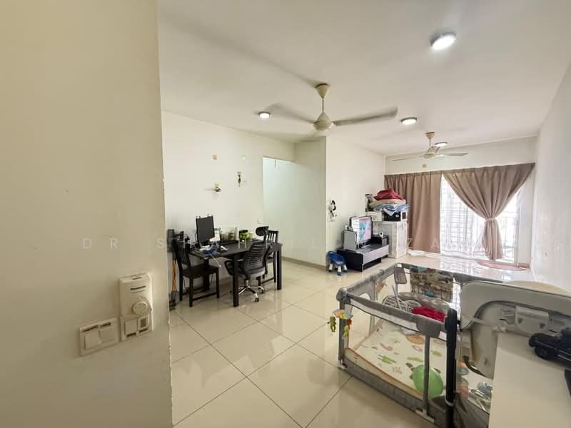 Pangsapuri untuk Dijual di Seri Pinang - Dr Shahril Nizam - Living Room - PropertyGuru.com.my